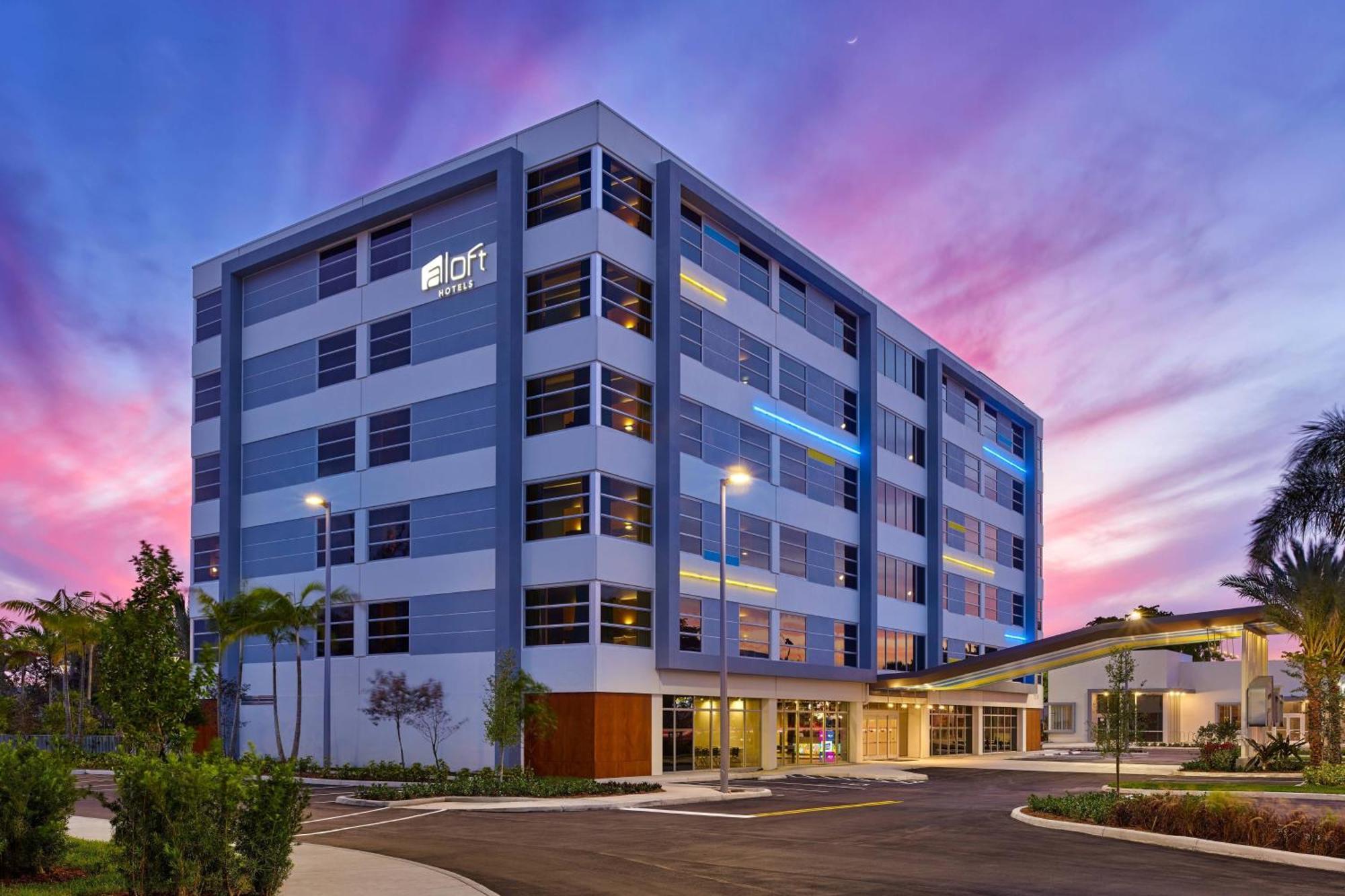 Aloft Miami Airport Hotel Miami Springs Екстериор снимка
