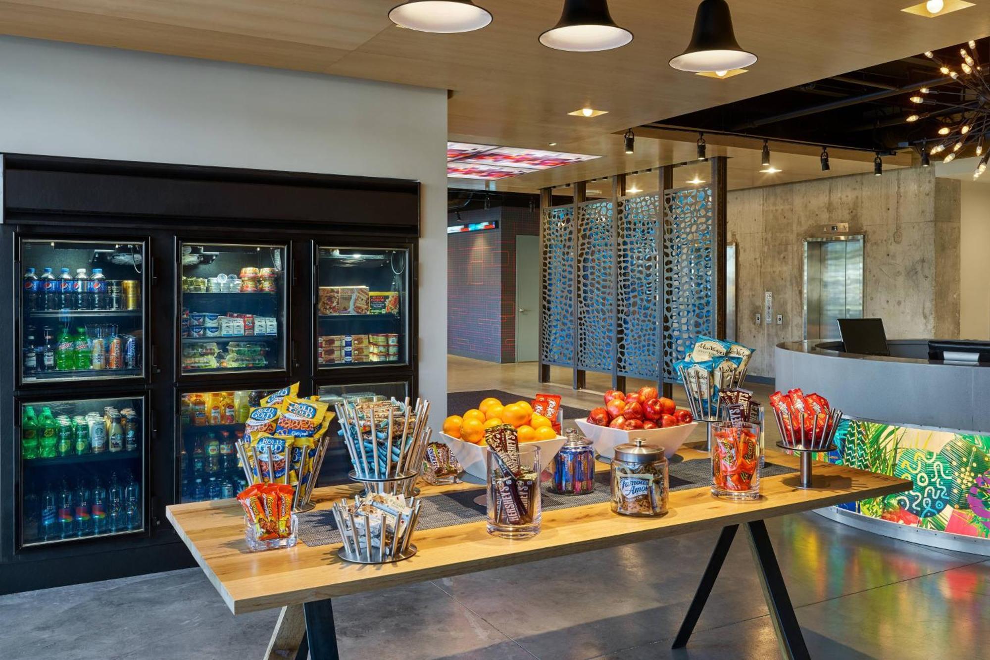 Aloft Miami Airport Hotel Miami Springs Екстериор снимка