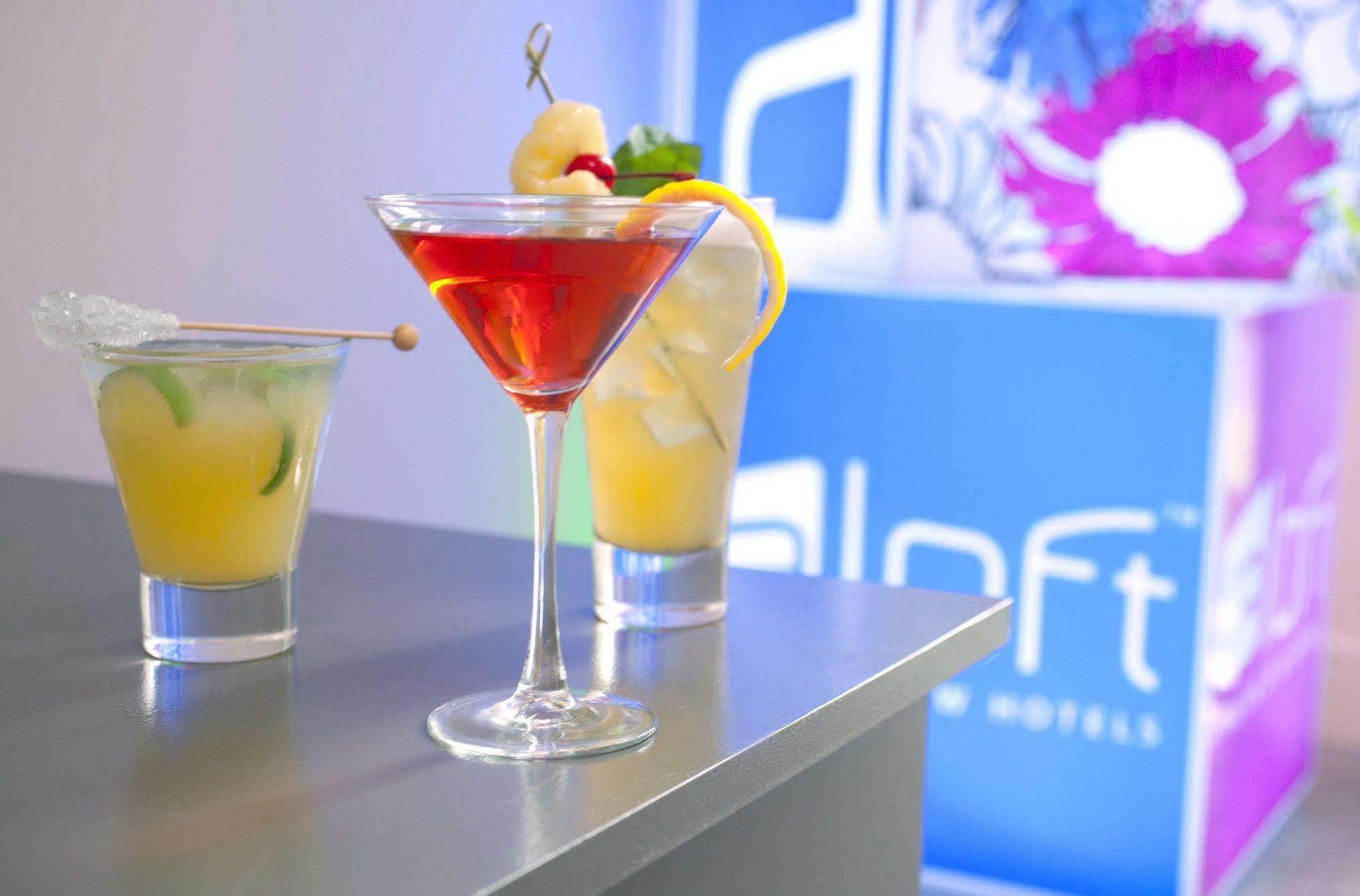 Aloft Miami Airport Hotel Miami Springs Екстериор снимка
